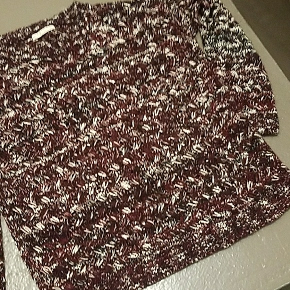 Sweater - Picture 4 of 4